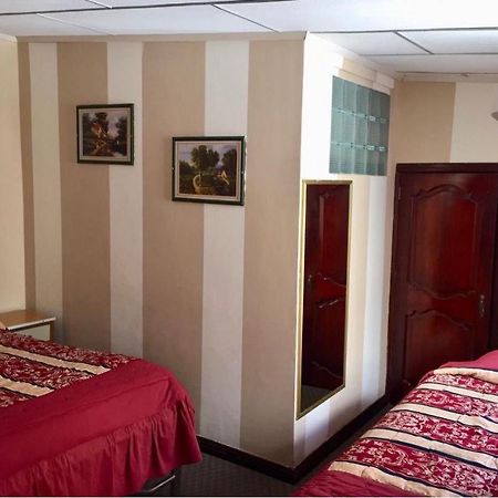 Hotel Metropolitano ロハ エクステリア 写真
