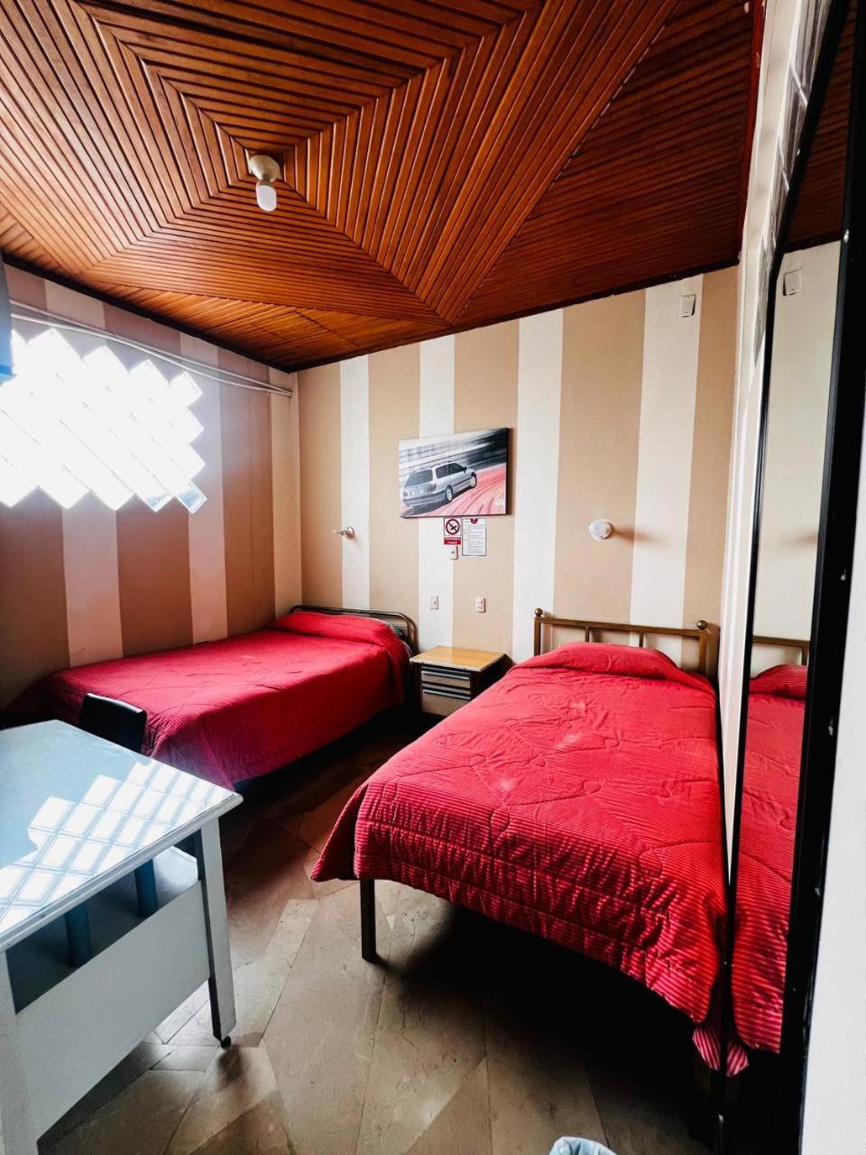 Hotel Metropolitano ロハ 部屋 写真